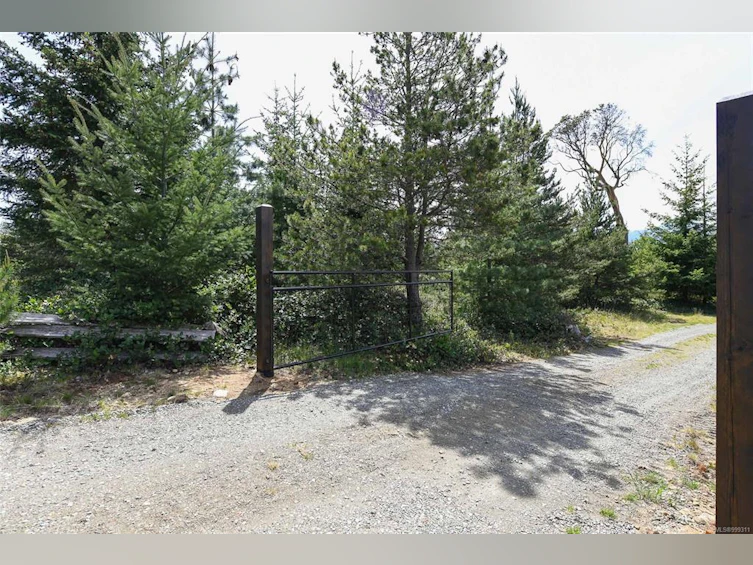 4131 Pinecrest Road, Denman Island, BC, V0R 1T0 - 46