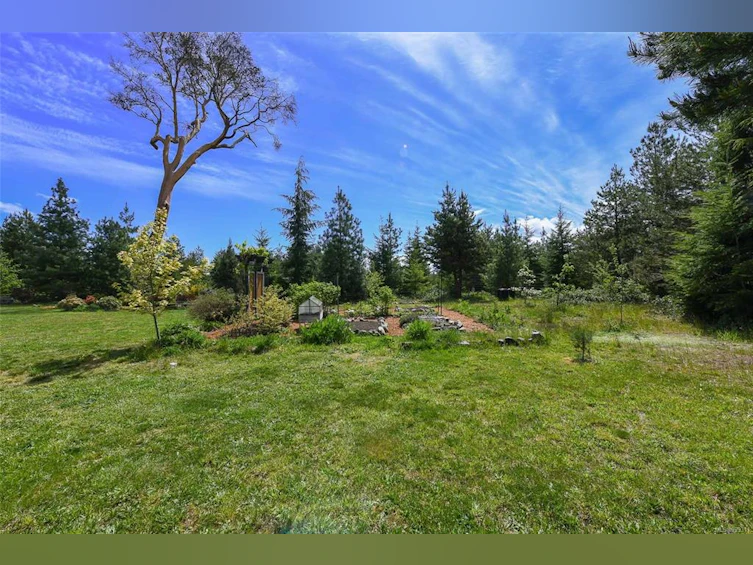 4131 Pinecrest Road, Denman Island, BC, V0R 1T0 - 56