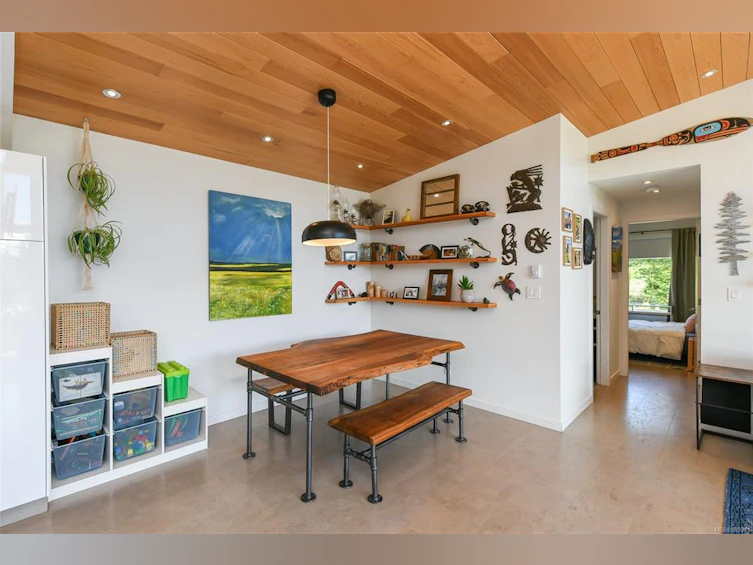 4131 Pinecrest Road, Denman Island, BC, V0R 1T0 - 37