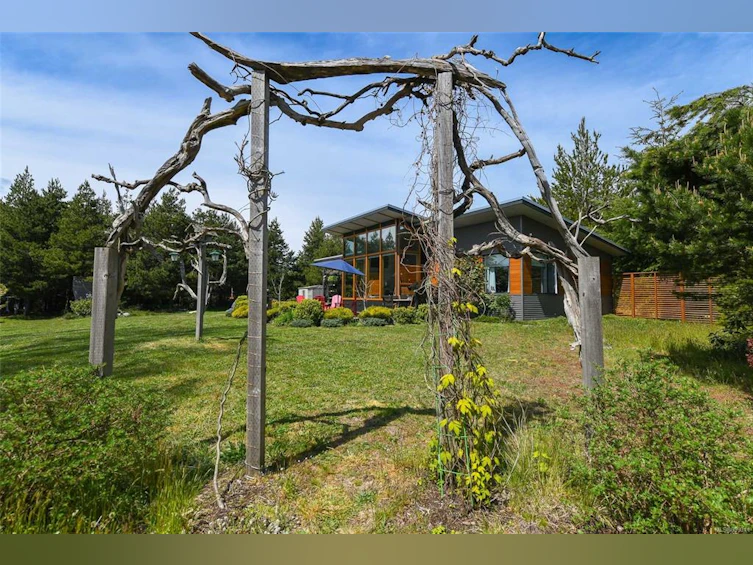 4131 Pinecrest Road, Denman Island, BC, V0R 1T0 - 62