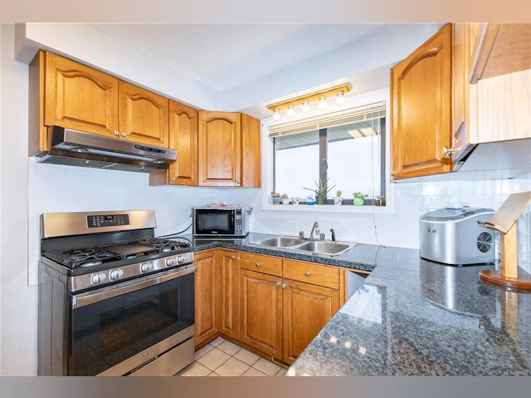 605 S Murphy Street, Campbell River, BC, V9W 6G1 - 10