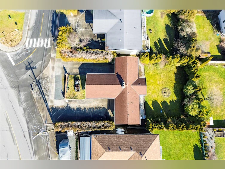 605 S Murphy Street, Campbell River, BC, V9W 6G1 - 51