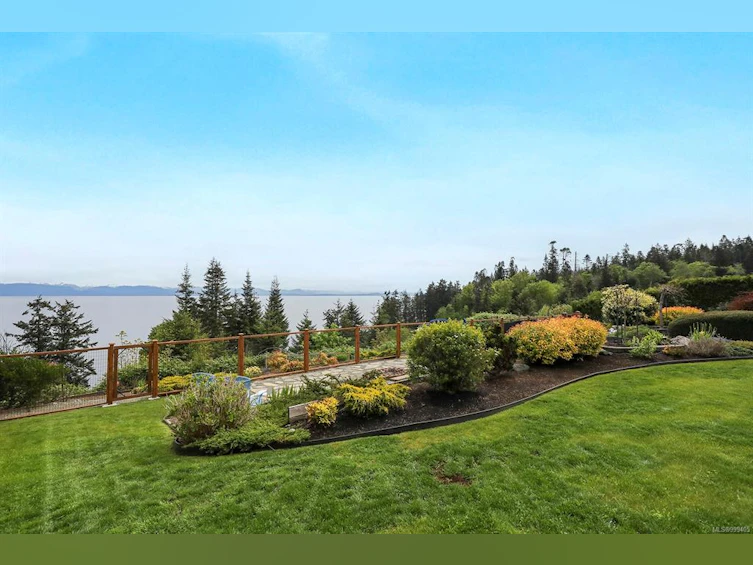 6366 Eagles Drive, Courtenay, BC, V9J 1V4 - 41