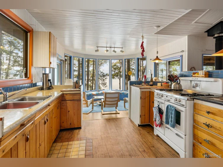 LT 8 Ruxton Island, Ruxton Island, BC - 39