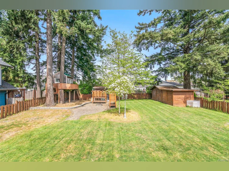 5272 Somerset Drive, Nanaimo, BC, V9T 2K6 - 35