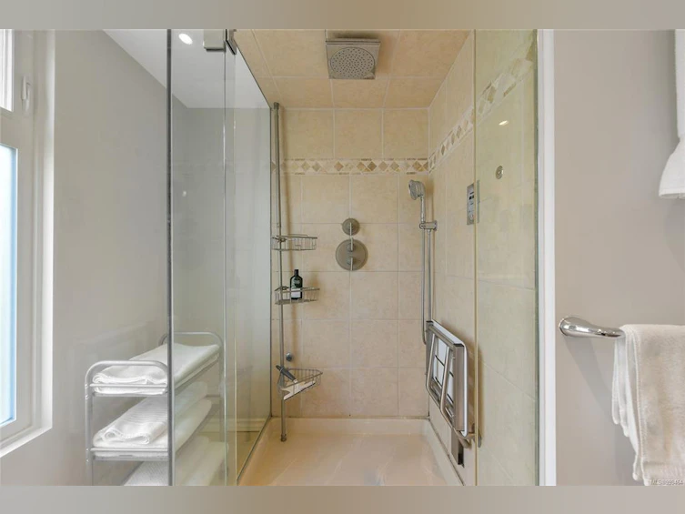 1-118 Michigan Street, Victoria, BC, V8V 1R1 - 17