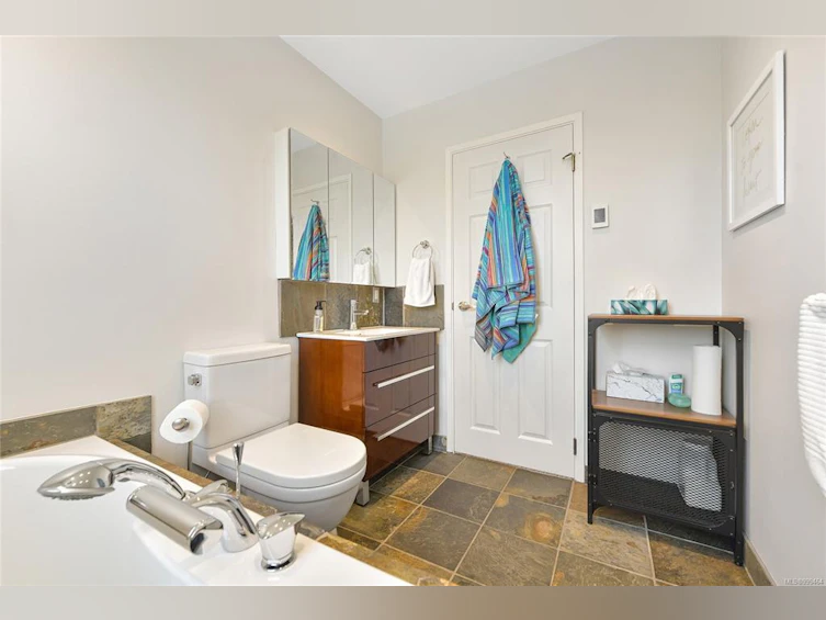 1-118 Michigan Street, Victoria, BC, V8V 1R1 - 23