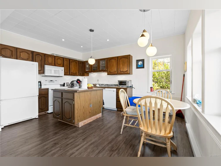 1412 Imperial Lane, Ucluelet, BC, V0R 3A0 - 40