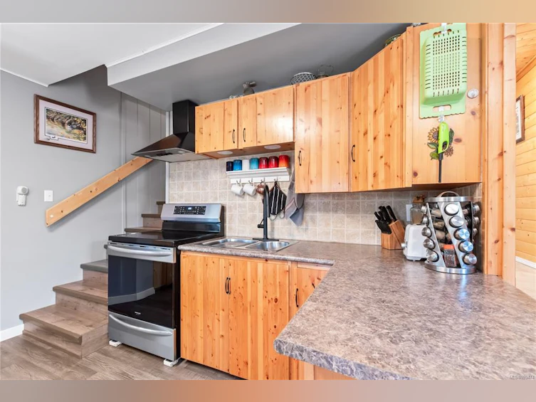 1065 Seventh Avenue, Port Alberni, BC, V0R 3A0 - 8