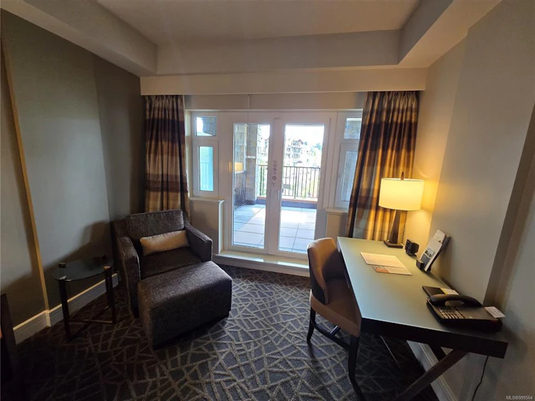 236/238 C-1999 Country Club Way, Langford, BC, V9B 6R3 - 51