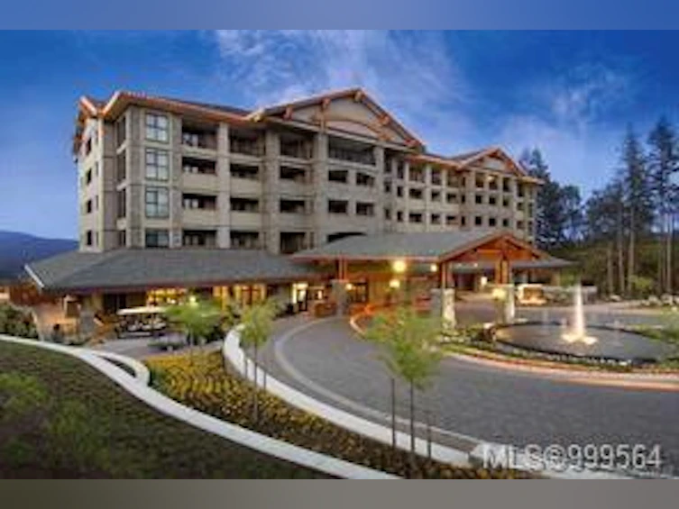 236/238 C-1999 Country Club Way, Langford, BC, V9B 6R3 - 8