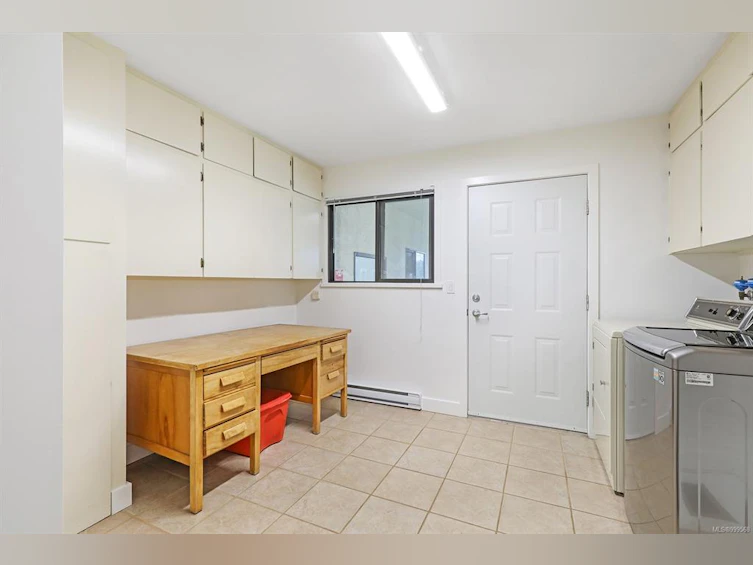 1496 Balmoral Avenue, Comox, BC, V9M 2P6 - 25