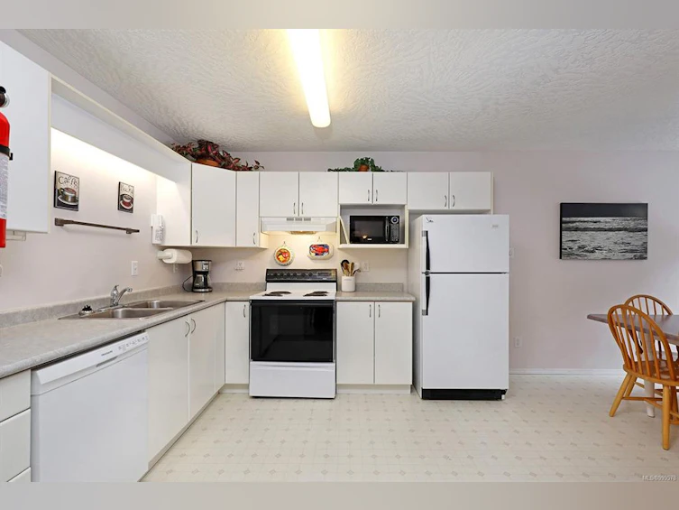 C-828 Washington Way, Courtenay, BC, V9J 1L0 - 15