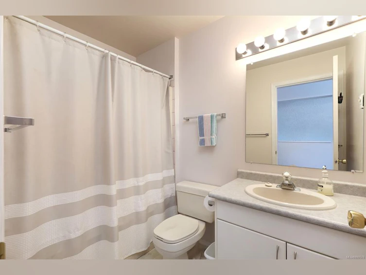 C-828 Washington Way, Courtenay, BC, V9J 1L0 - 21