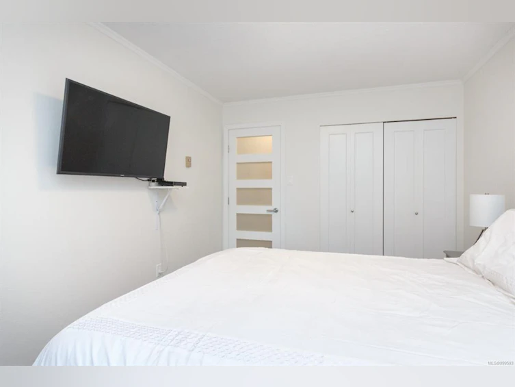 207-1545 Pandora Avenue, Victoria, BC, V8R 6R1 - 10
