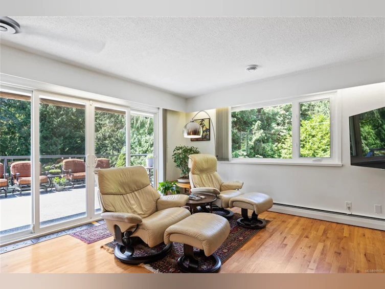 1059 Old Victoria Road, Nanaimo, BC, V9R 6R4 - 6