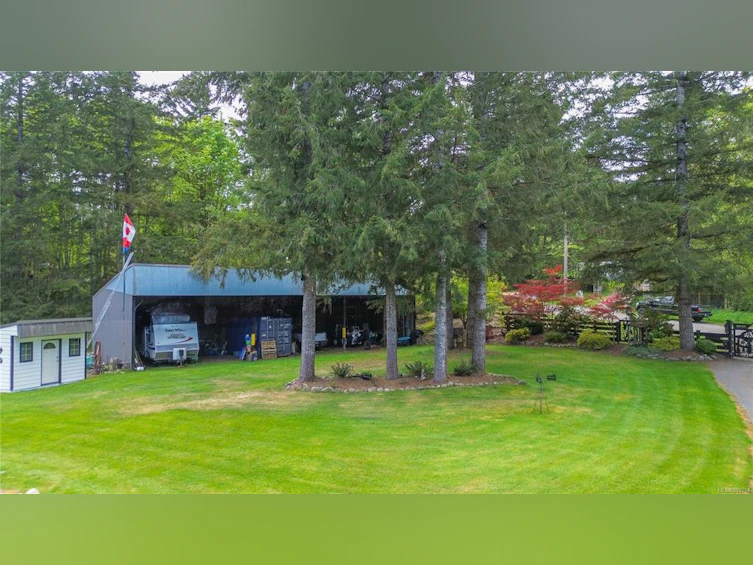3730 James Crescent, Black Creek, BC, V9J 1E9 - 67