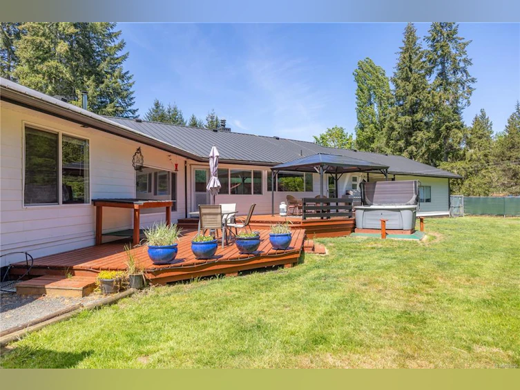 3730 James Crescent, Black Creek, BC, V9J 1E9 - 54
