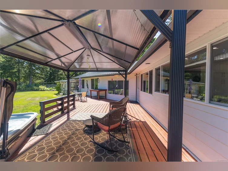 3730 James Crescent, Black Creek, BC, V9J 1E9 - 56