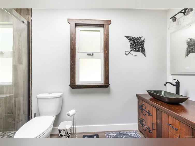 3730 James Crescent, Black Creek, BC, V9J 1E9 - 27