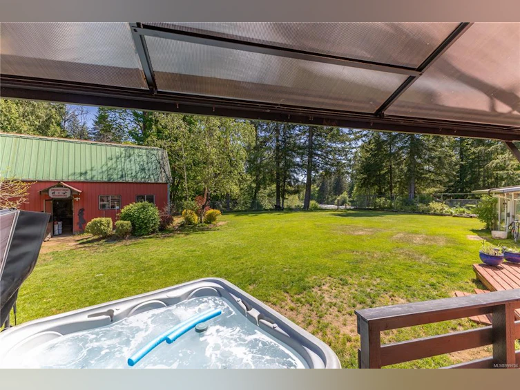 3730 James Crescent, Black Creek, BC, V9J 1E9 - 55