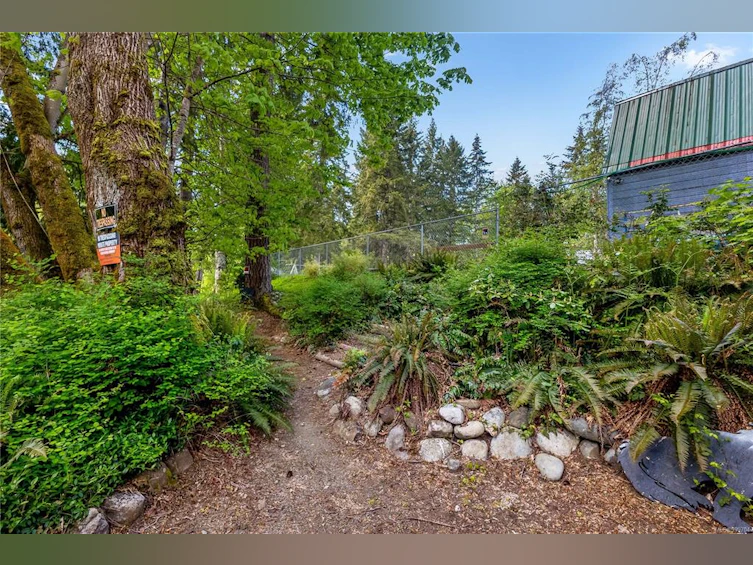 3730 James Crescent, Black Creek, BC, V9J 1E9 - 74