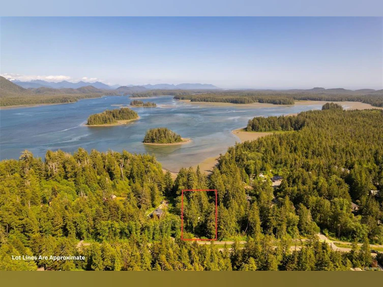 1076 Pacific Rim Highway, Tofino, BC, V0R 2Z0