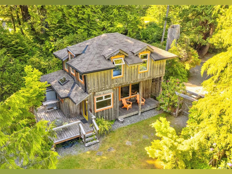 1076 Pacific Rim Highway, Tofino, BC, V0R 2Z0 - 3