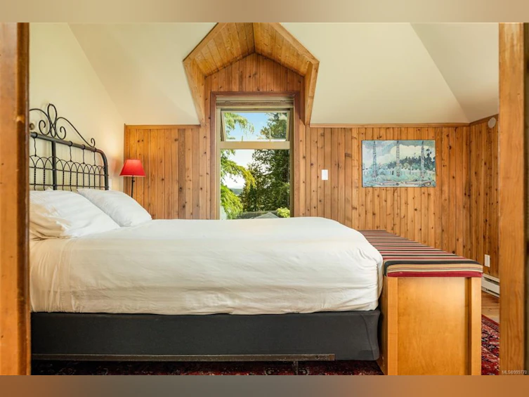 1076 Pacific Rim Highway, Tofino, BC, V0R 2Z0 - 18