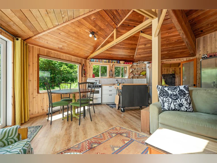 1076 Pacific Rim Highway, Tofino, BC, V0R 2Z0 - 30
