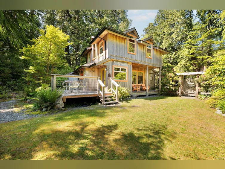 1076 Pacific Rim Highway, Tofino, BC, V0R 2Z0 - 24