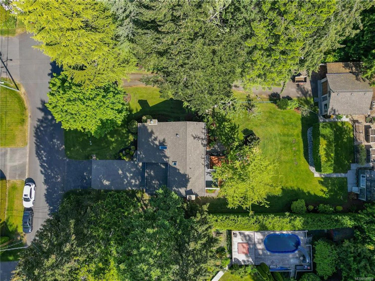 771 Helvetia Crescent, Saanich, BC, V8Y 1M1 - 52