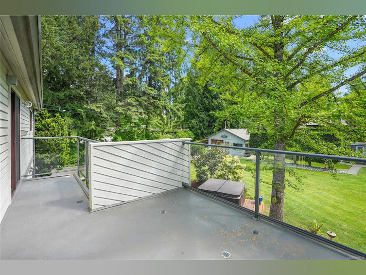 771 Helvetia Crescent, Saanich, BC, V8Y 1M1 - 37