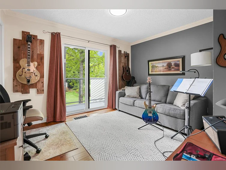 771 Helvetia Crescent, Saanich, BC, V8Y 1M1 - 22