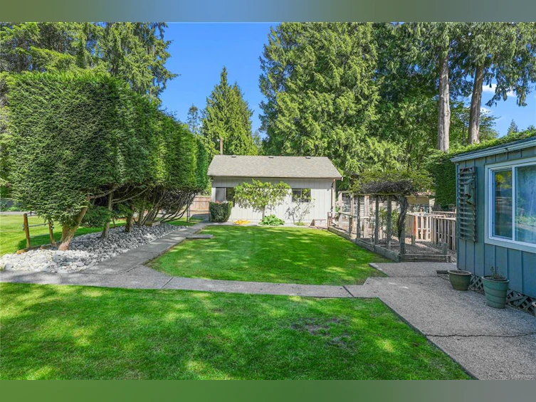 771 Helvetia Crescent, Saanich, BC, V8Y 1M1 - 43