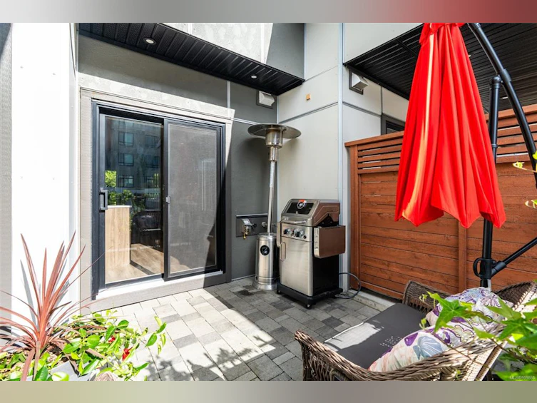 7884 Lochside Drive, Central Saanich, BC, V8M 2B9 - 29