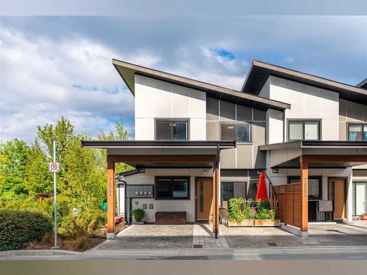 7884 Lochside Drive, Central Saanich, BC, V8M 2B9 - 30