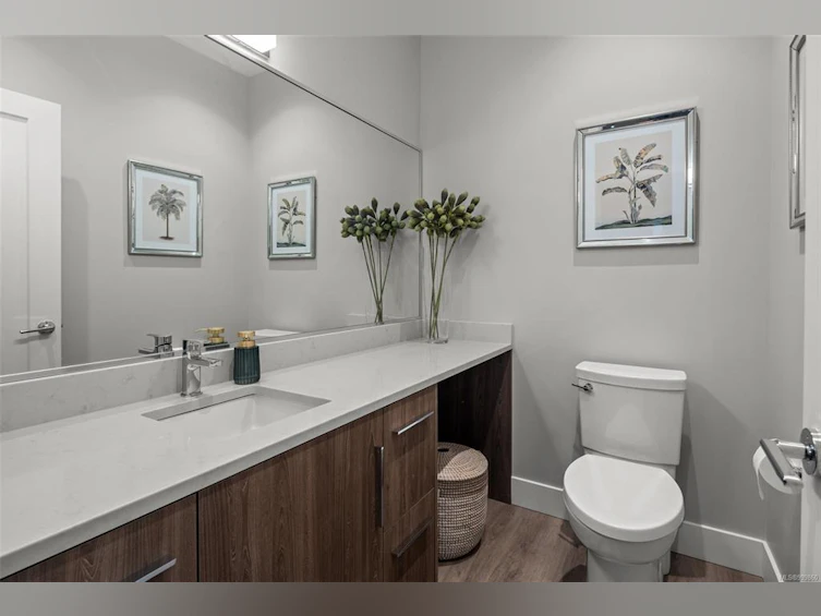 7884 Lochside Drive, Central Saanich, BC, V8M 2B9 - 21
