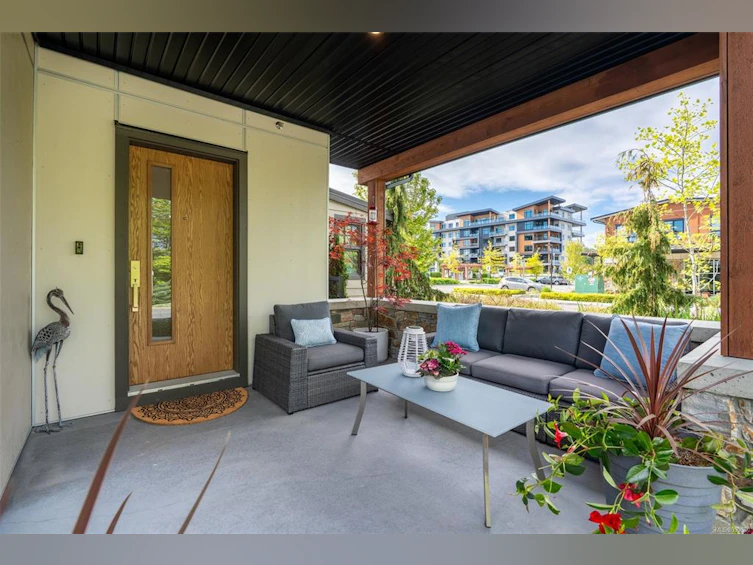 7884 Lochside Drive, Central Saanich, BC, V8M 2B9 - 26