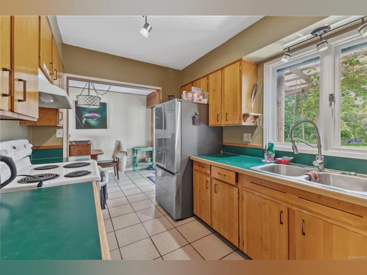 1346 Galerno Road, Campbell River, BC, V9W 1J9 - 6