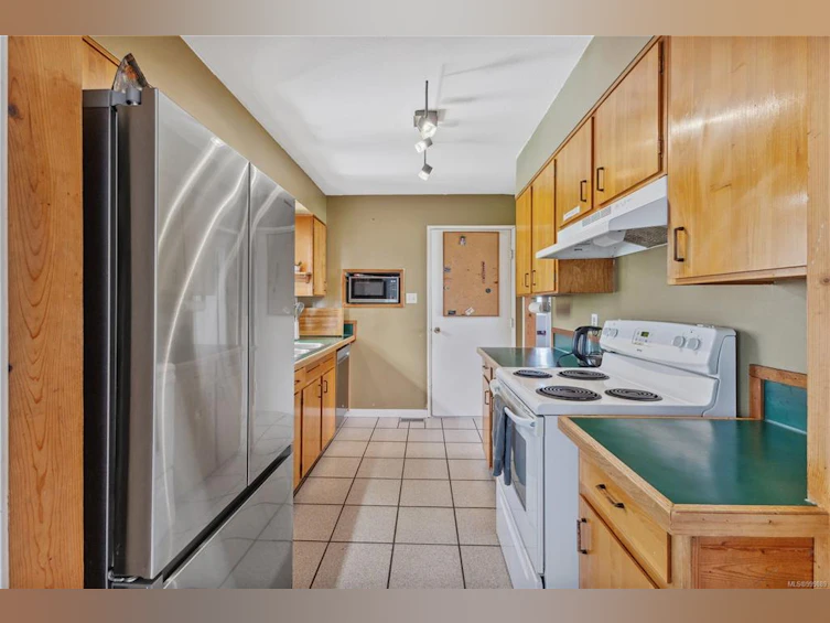 1346 Galerno Road, Campbell River, BC, V9W 1J9 - 4