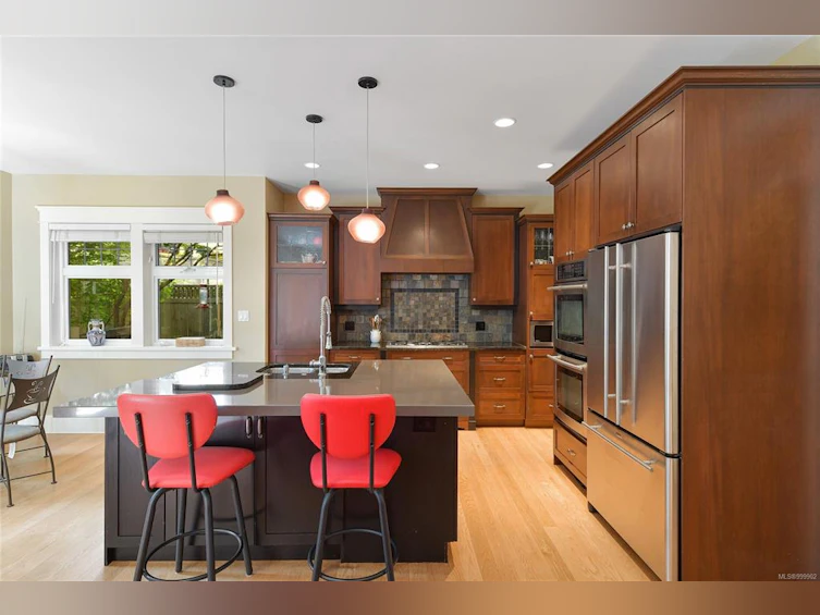 2175 Bartlett Avenue, Oak Bay, BC, V8S 2R1 - 7