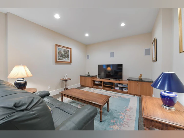 2175 Bartlett Avenue, Oak Bay, BC, V8S 2R1 - 51