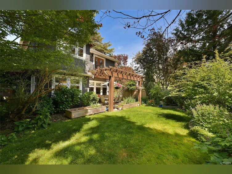 2175 Bartlett Avenue, Oak Bay, BC, V8S 2R1 - 47