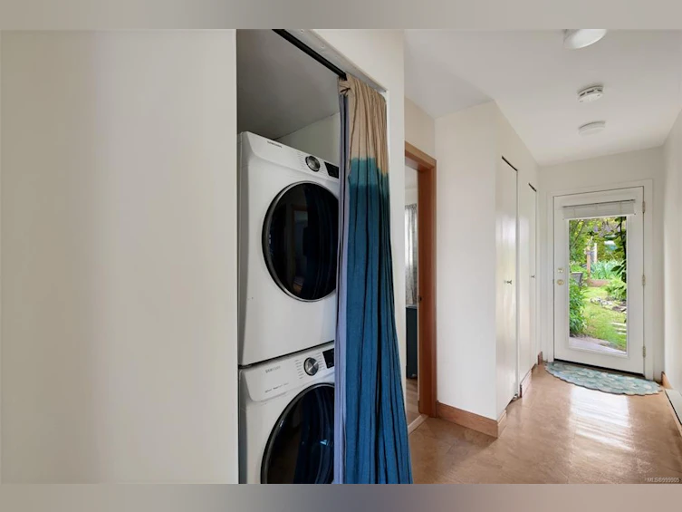 3316 Whittier Avenue, Saanich, BC, V8Z 3P9 - 34