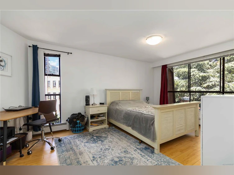 301-777 Blanshard Street, Victoria, BC, V8W 2G9 - 17