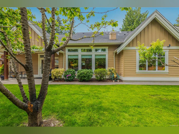 636 Maple Street, Qualicum Beach, BC, V9K 1J3 - 59
