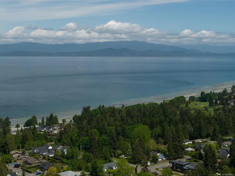 636 Maple Street, Qualicum Beach, BC, V9K 1J3 - 72