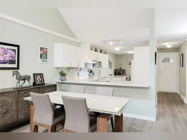 10-3049 Brittany Drive, Colwood, BC, V9B 5P8 - 2