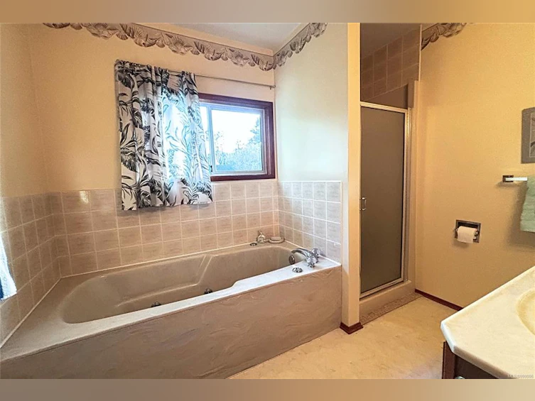 253 Hembrough Road, Bowser/Deep Bay, BC, V0R 1G0 - 34